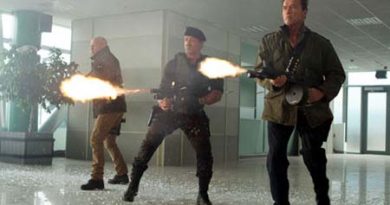 The Expendables 2 shoot it out.