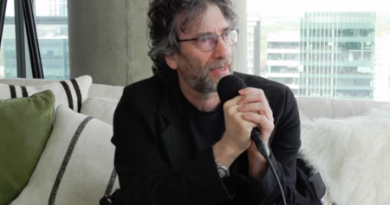 Neil Gaiman (video interview).