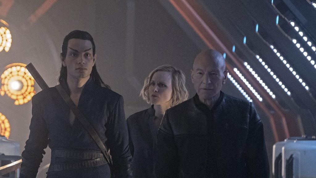 Star Trek Picard gets rolled for second season (TV news) Star Trek Picard gets rolled for second season (TV news)